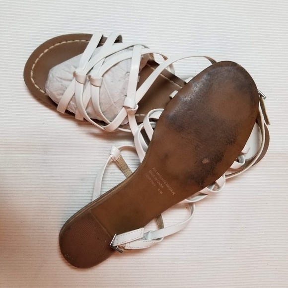 Sandals - Picture 2 of 3